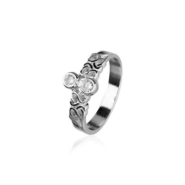 Rings featuring bold stones for fierce style -Celtic Silver Ring CR164