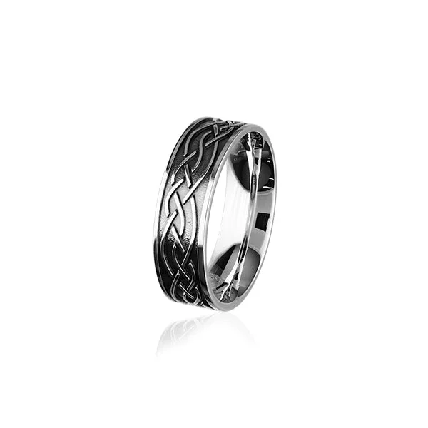 Rugged rings designed for men with grit -Celtic Silver Ring R403