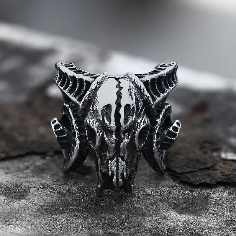 Sweet rings with small gems for promises -Domineering Sheep Head Stainless Steel Beast Skull Ring