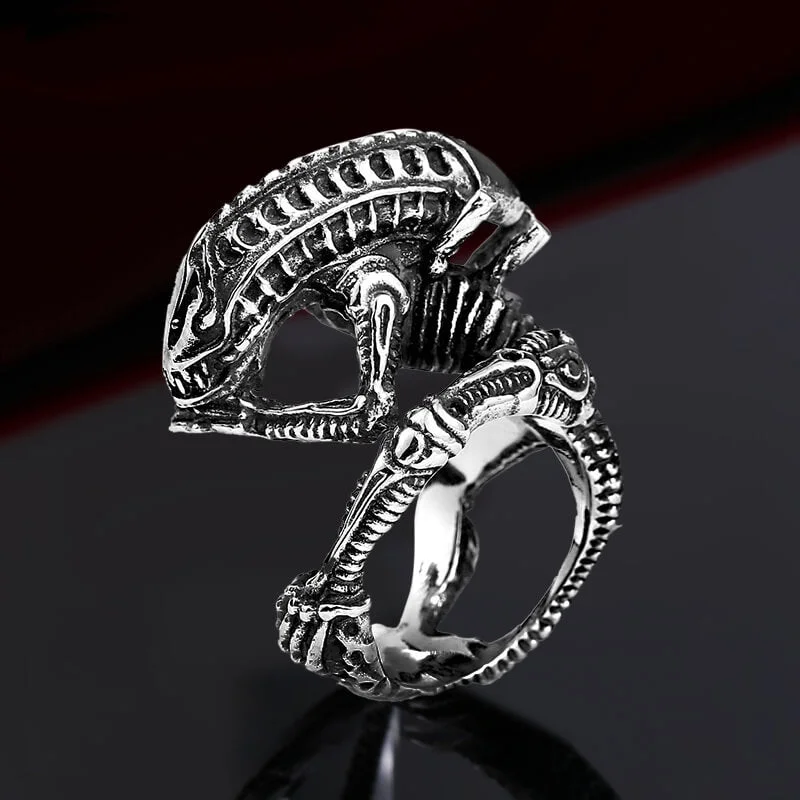 Chunky rings designed for loud finger impact -Punk Alien Stainless Steel Predator Ring