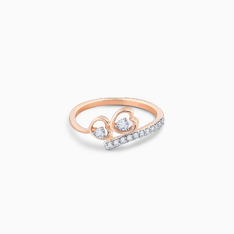 Rings perfect for love with gentle gems -Rose Gold Connected Diamond Ring