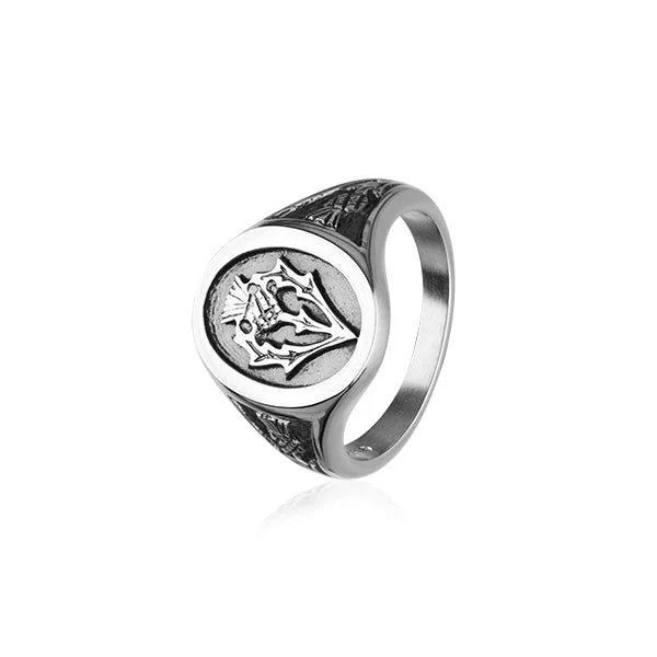 Extravagant rings showcasing massive stones for glamour -Thistle Silver Ring R78