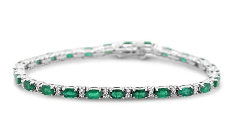 Link Bracelets for Versatile Wear-Emerald And Diamond Bracelet